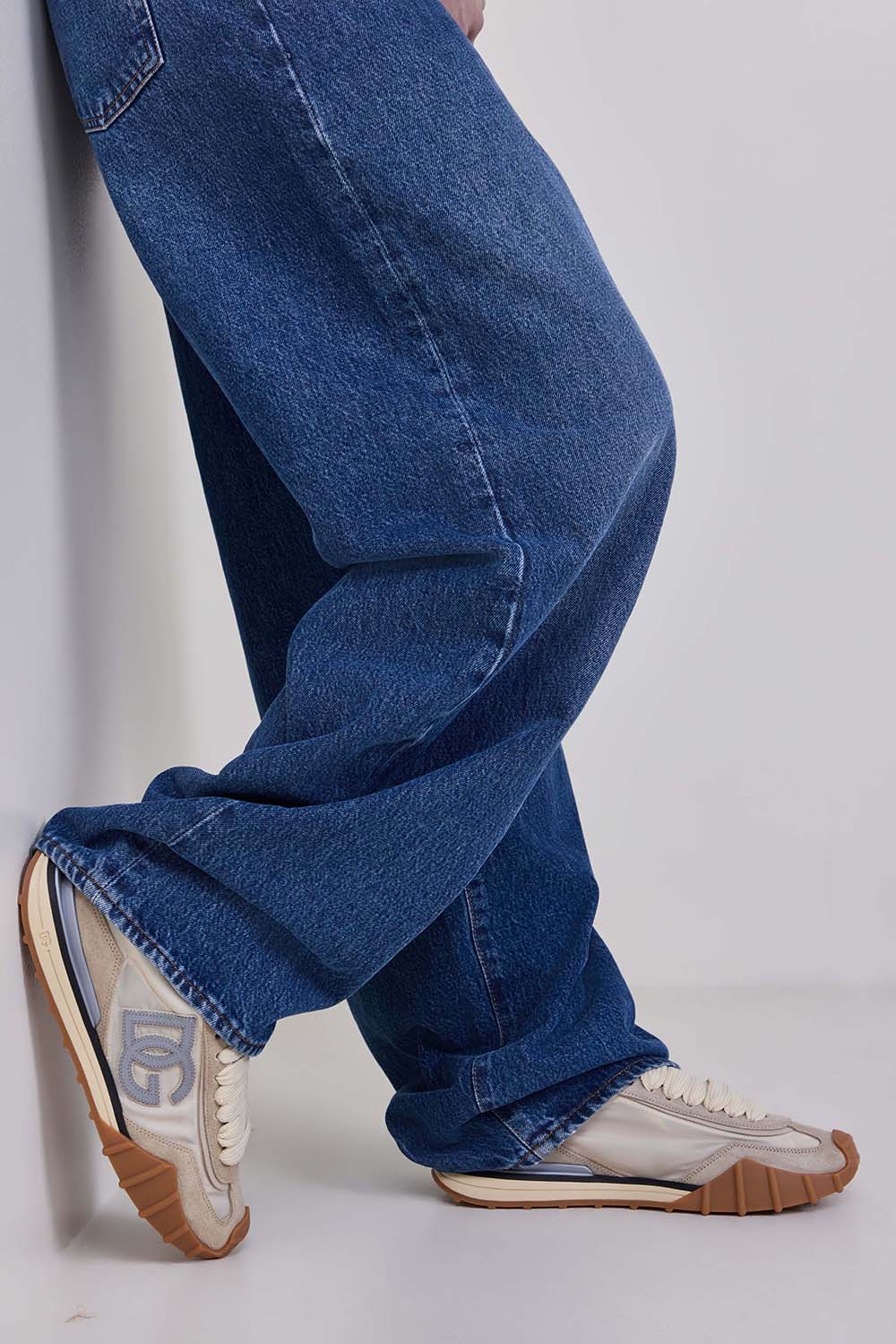 נעלי סניקרס